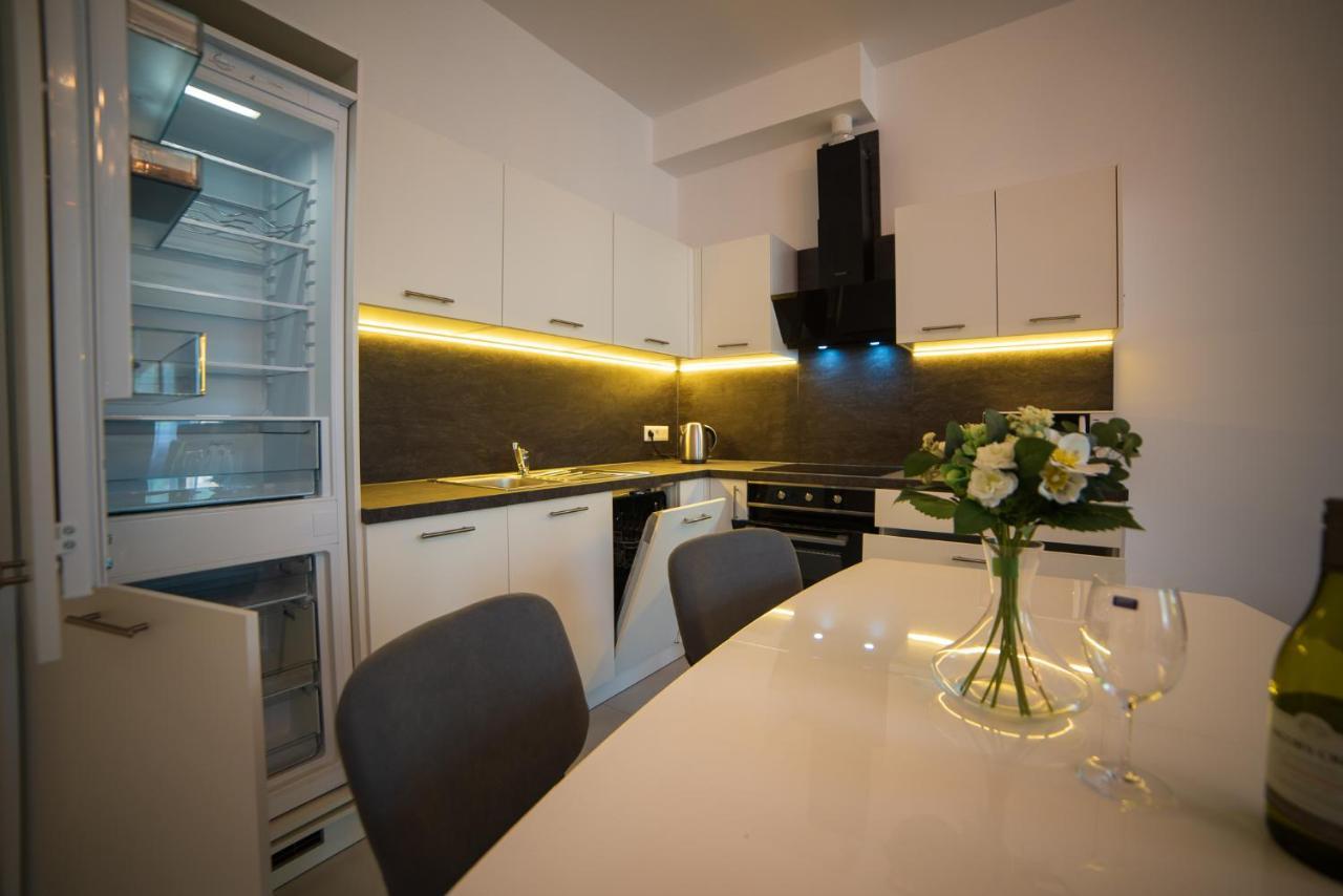 Top Class Apartments In Carlsbad Karlovy Vary Exterior photo