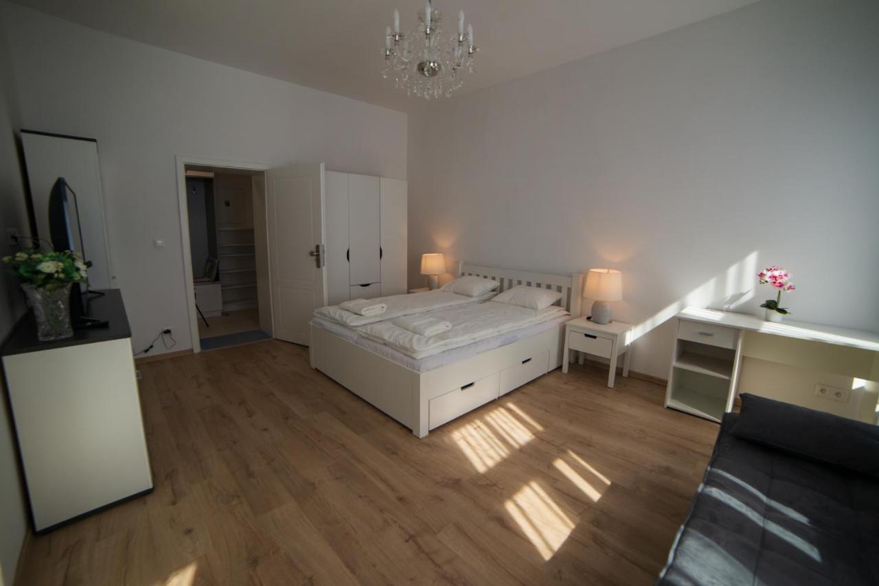 Top Class Apartments In Carlsbad Karlovy Vary Exterior photo